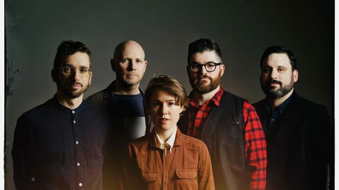 Photo of Sō Percussion with Caroline Shaw