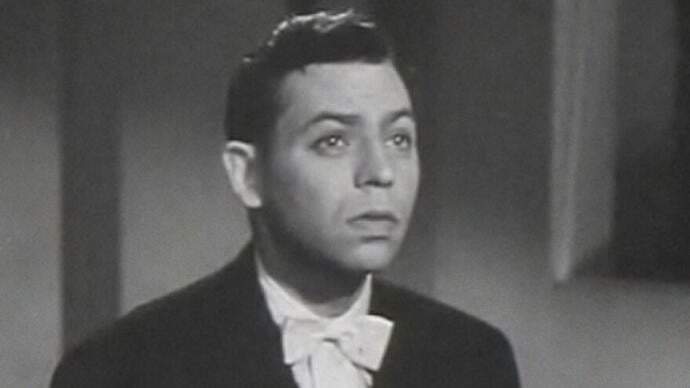 Portrait of Oscar Levant in a suit