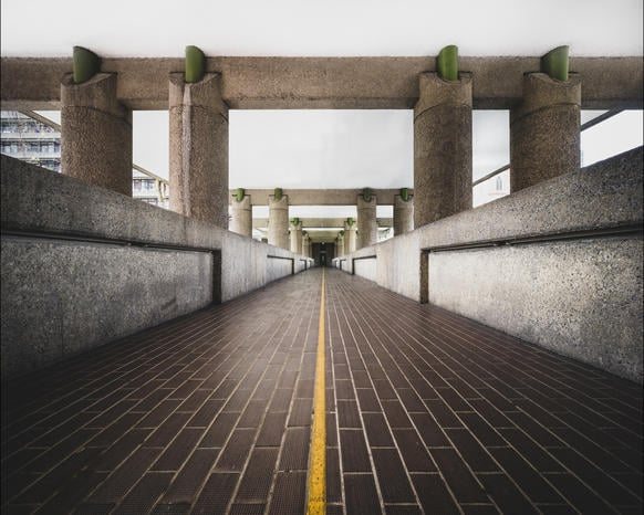 Photo of the yellow line on the Barbican highwalk