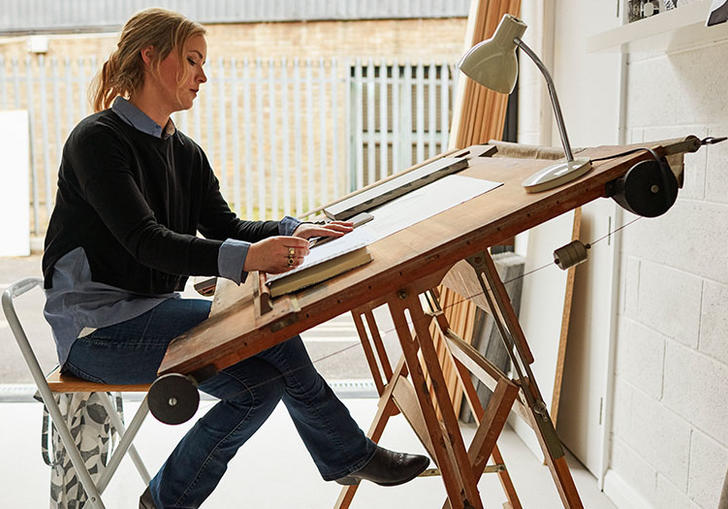 Lindsey Lang in the studio