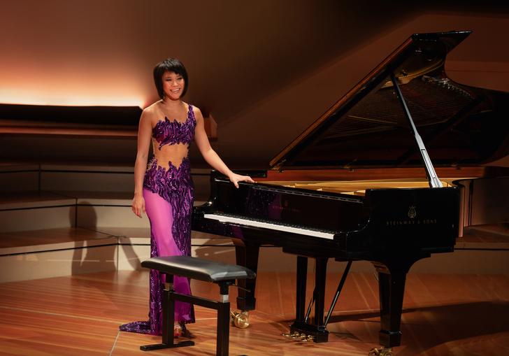 Yuja Wang purple dress