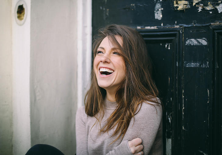 Mary Bevan portrait laughing AAM