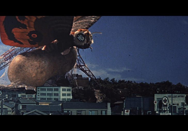 Mothra on destructive form