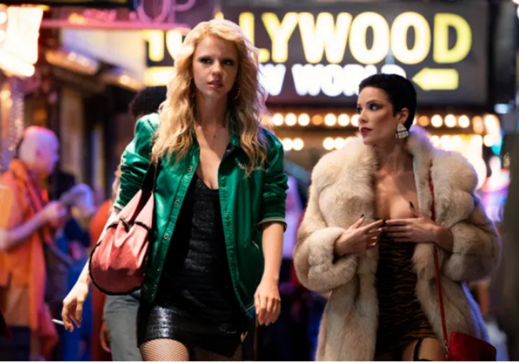 Two woman in the 1980s walk Hollywood Boulevard 