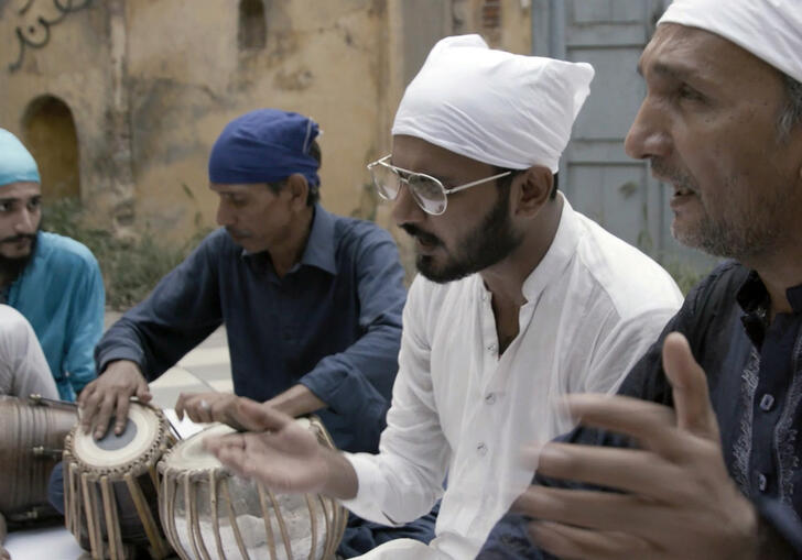 The Rababis of Lahore performing on tablas