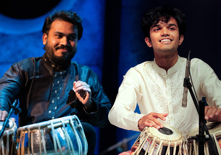 Image of Yashwant Vaishna and Vivek Pandya performing on stage
