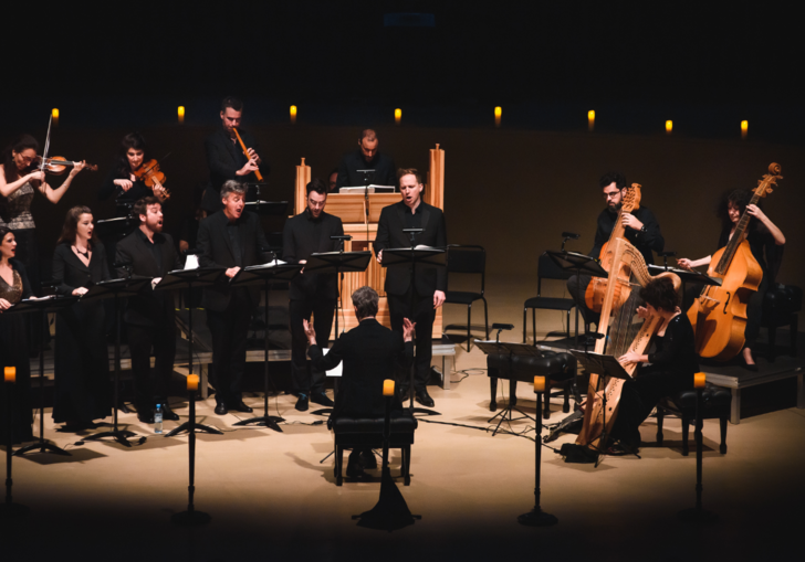 Ensemble La Poeme Harmonique on stage