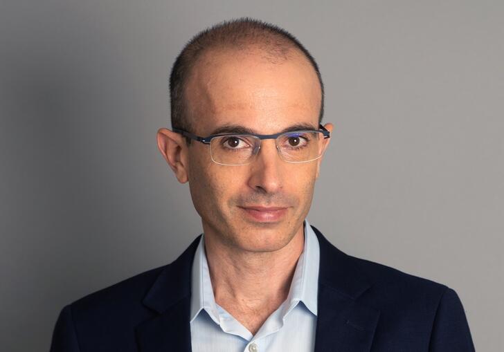Yuval Noah Harari – Making Sense of a World in Crisis