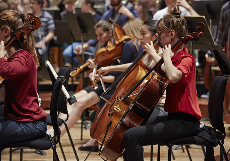 Guildhall Symphony Orchestra takes to the Barbican Hall stage