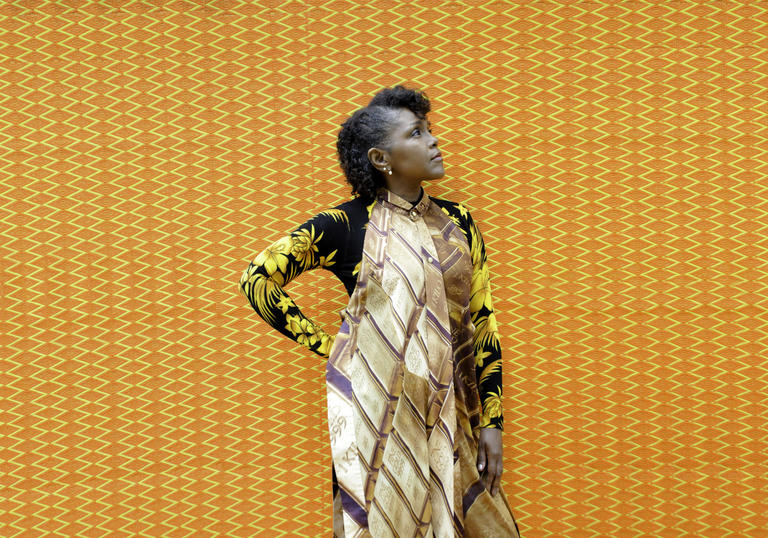 Carleen Anderson in front of a jazz-y background