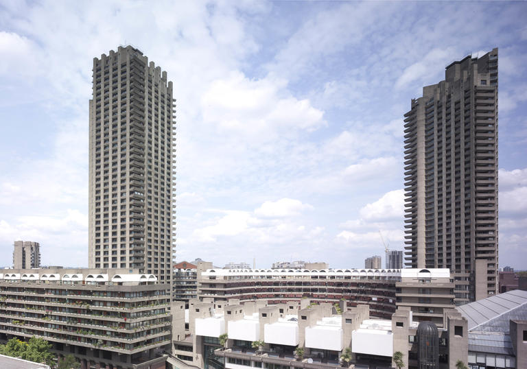 Architecture walking tour Barbican grounds