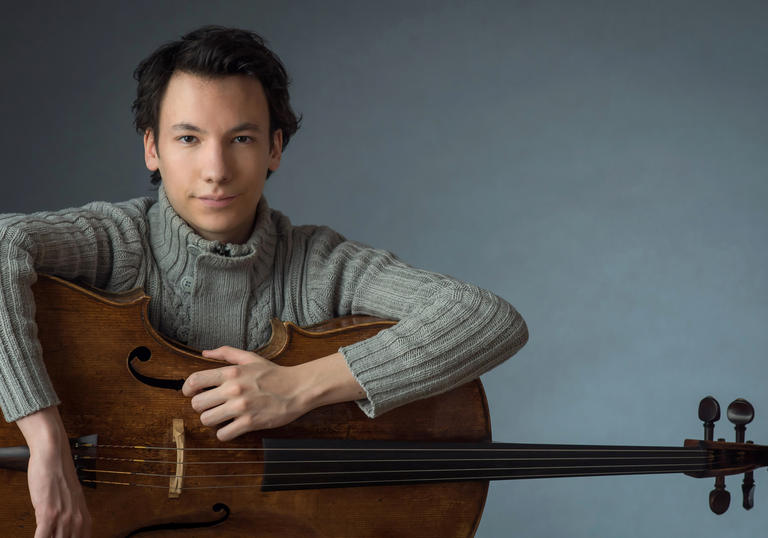 Edgar Moreau holding cello