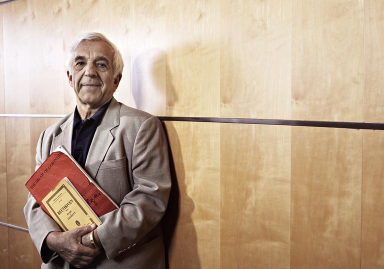 VLADIMIR ASHKENAZY