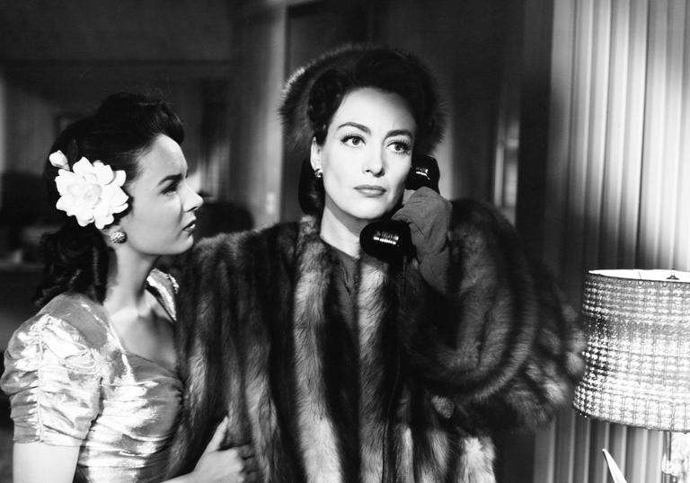 Joan Crawford in Mildred Pierce