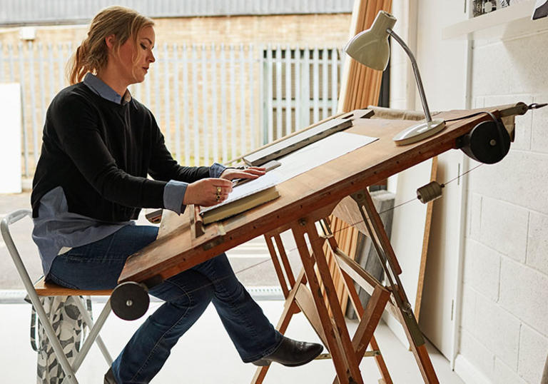 Lindsey Lang in the studio
