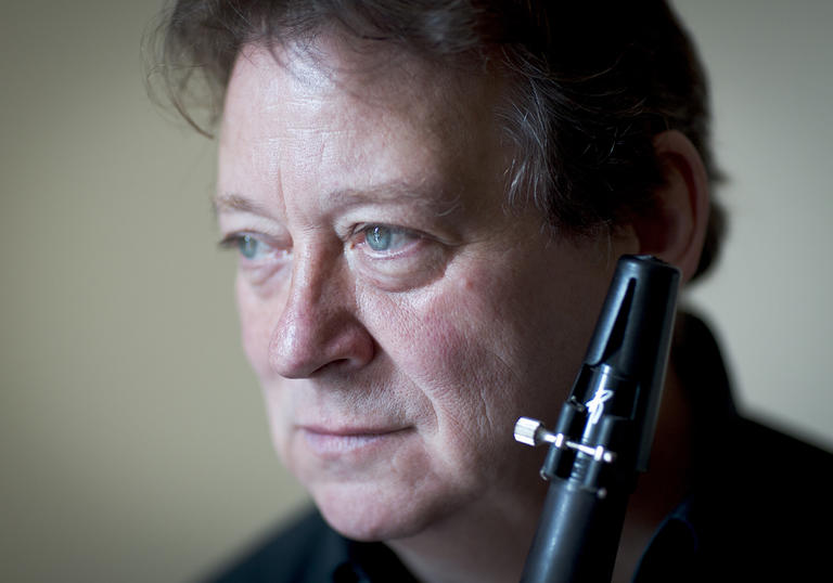 Andrew Marriner holding clarinet