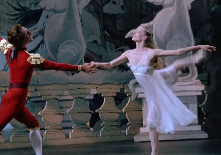 Two ballet dancers performing the Nutcracker
