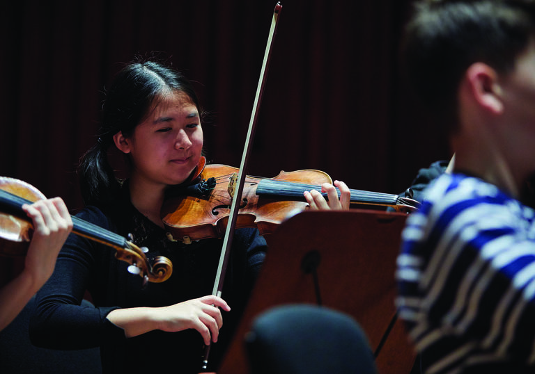 Junior Guildhall student playing the violin