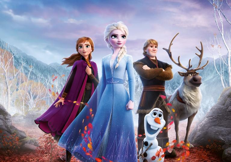 Elsa standing with Anna, Sven and Olaf behind her