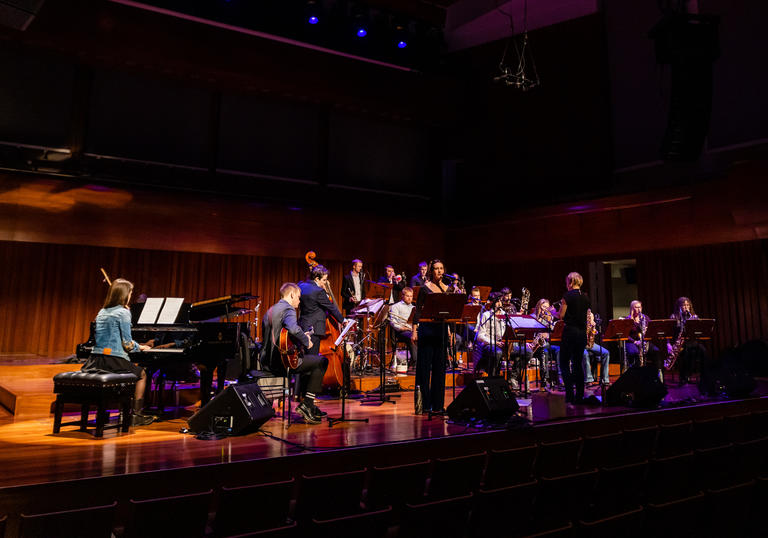 Guildhall jazz musicians rehearse on stage
