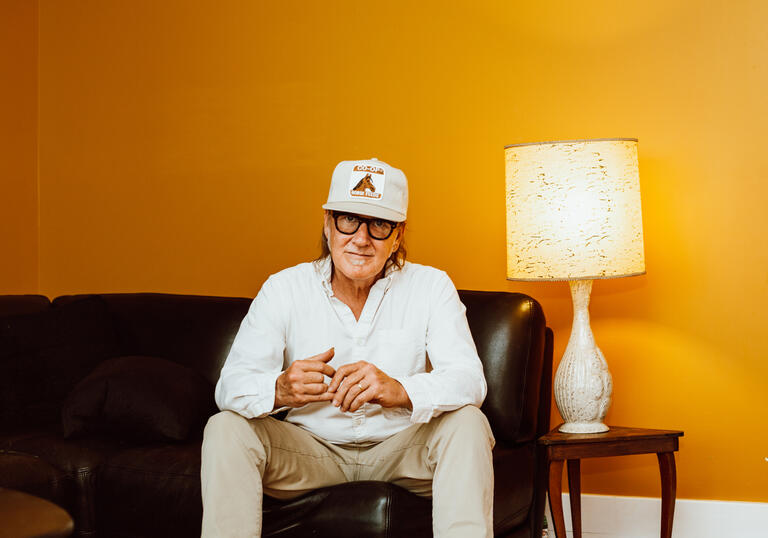 Photo of Kurt Wagner of the band Lambchop