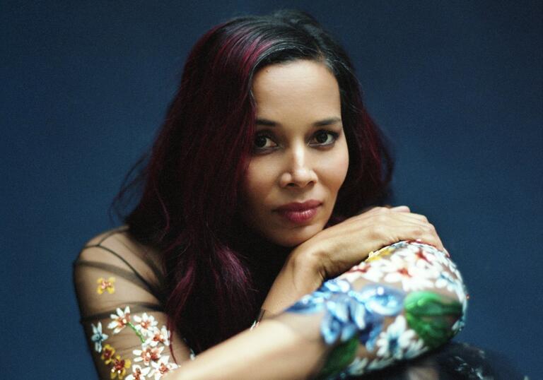 Photograph of singer and musician Rhiannon Giddens