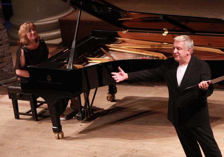 Lucy Parham at piano and Simon Russell Beale as narrator in performance