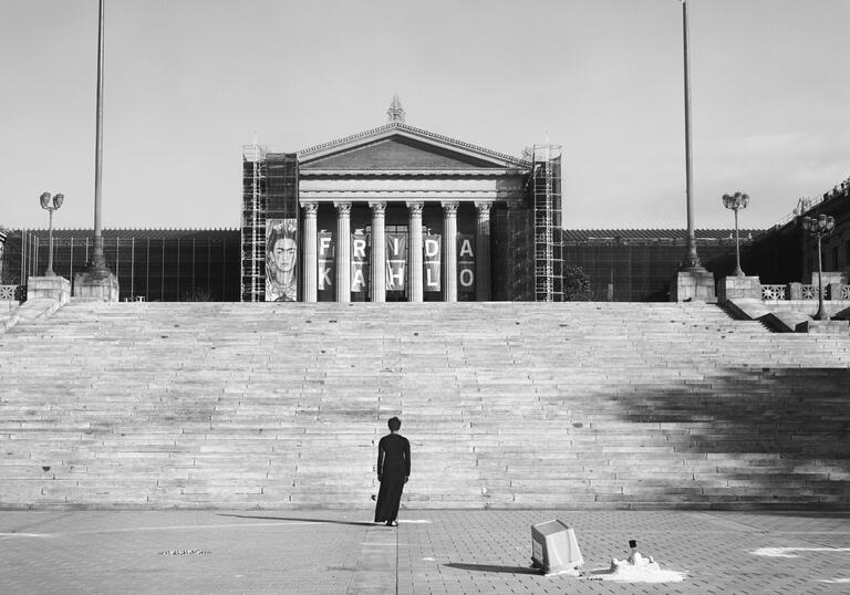 Black and white image of the Philadelphia Museum of Art
