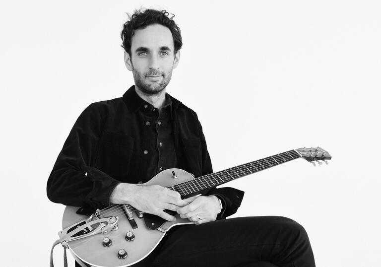 Photo of jazz guitarist Julian Lage