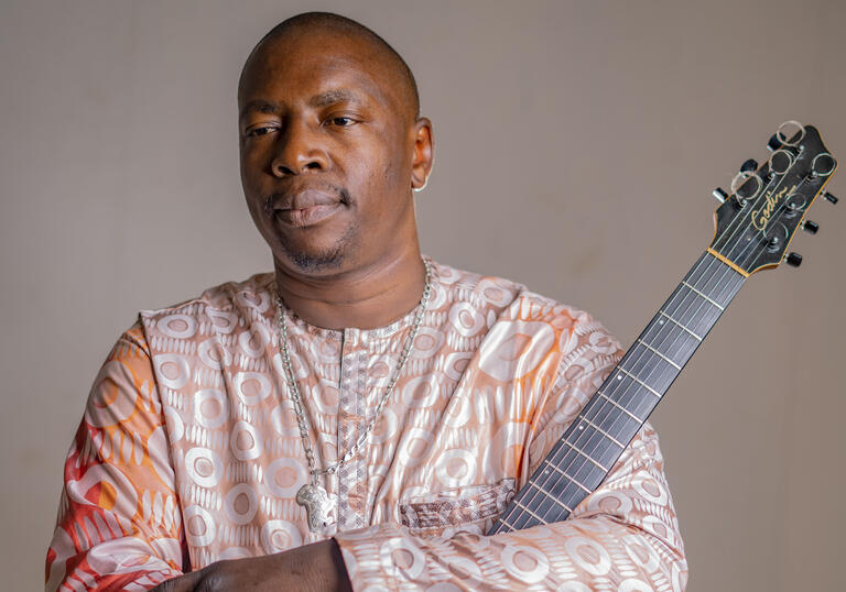 Photo of Malian music artist Vieux Farka Touré