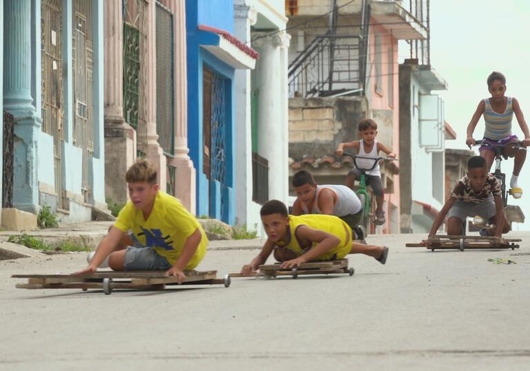 picture of children playing