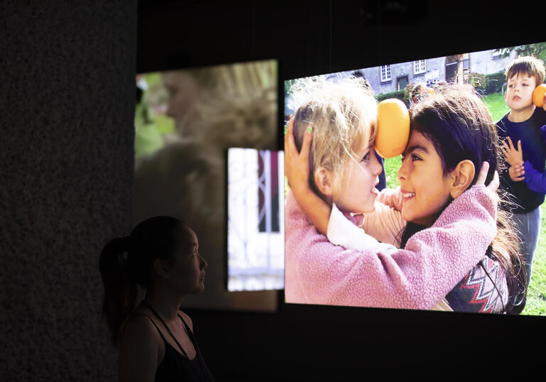 Francis Alÿs: Ricochets, installation view, Barbican Art Gallery, 27 June – 1 September 2024. © Jemima Yong / Barbican Art Gallery.
