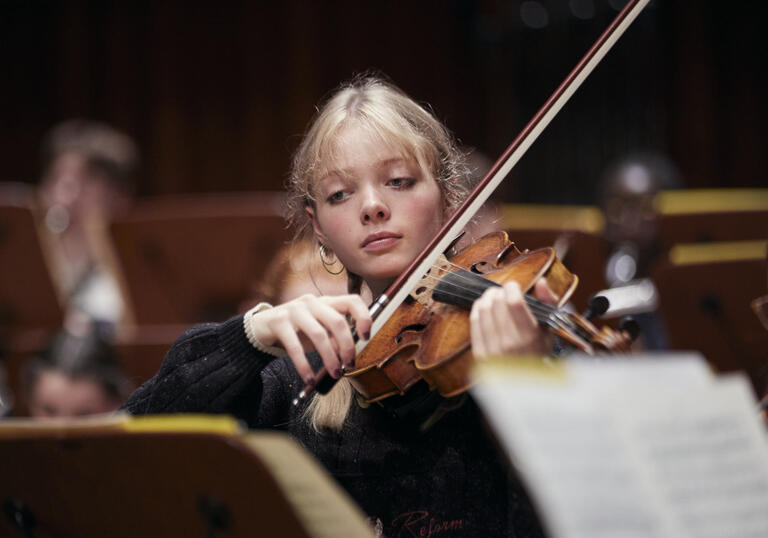 Junior Guildhall violin player