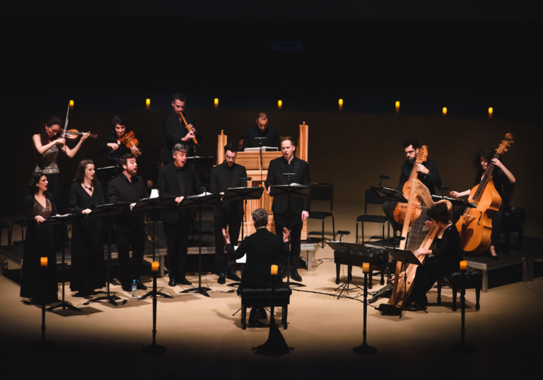 Ensemble La Poeme Harmonique on stage