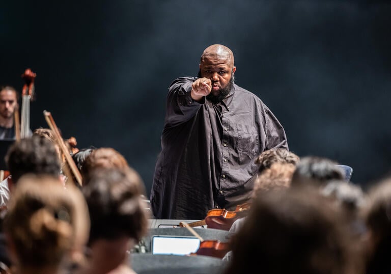 Image of Tyshawn Sorey pointing at the camera