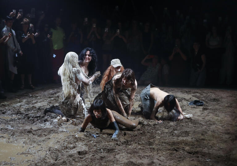 Mud Wrestle
