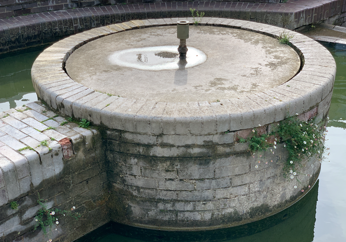 A fountain on the Lakeside, not working, looking a bit shabby