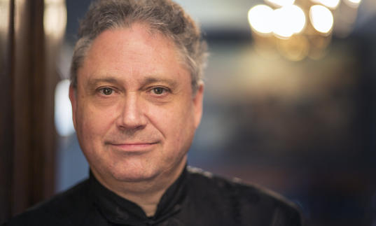 Richard Egarr portrait