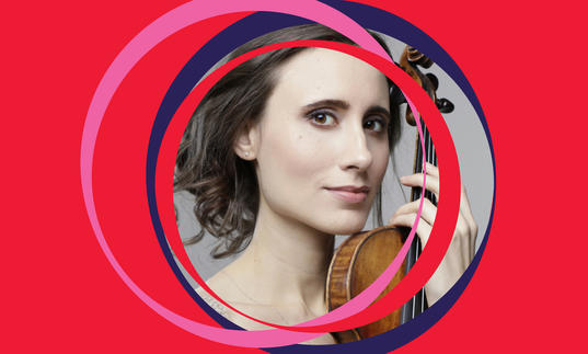 Jennifer Pike holding her violin