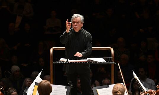 Sir Antonio Pappano conducting in the Barbican concert hall